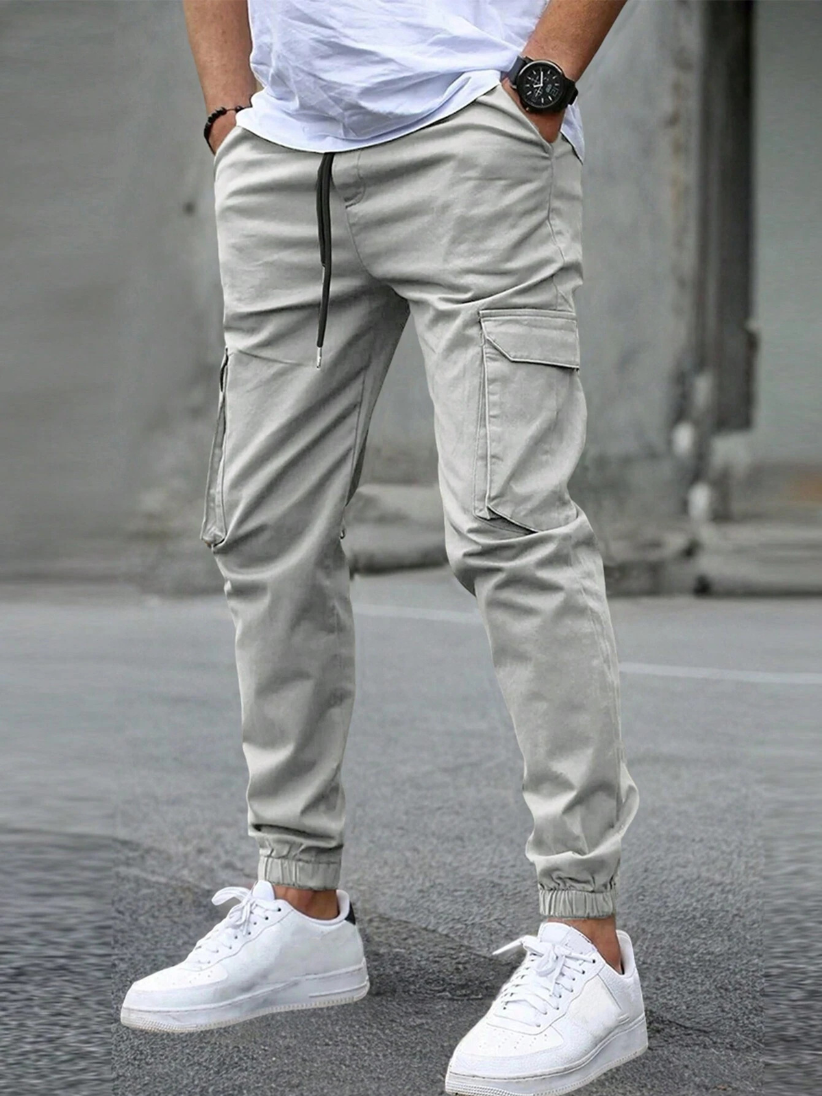 Men's Woven Cargo Jogger Pants with Drawstring and Cuffed Ankles