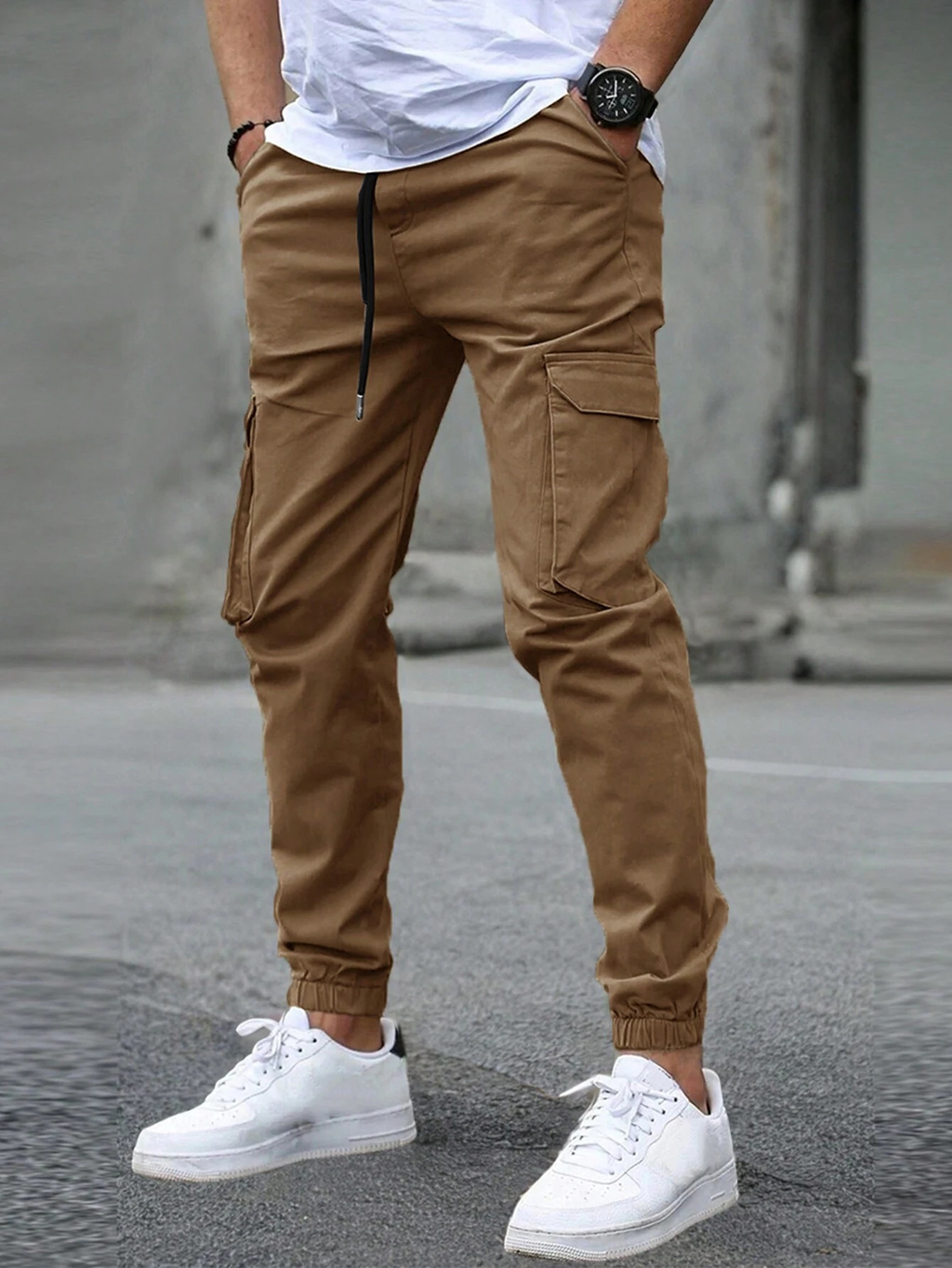 Men's Woven Cargo Jogger Pants with Drawstring and Cuffed Ankles